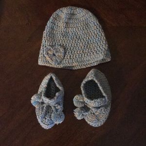 Hat and Shoes for 6-9 months